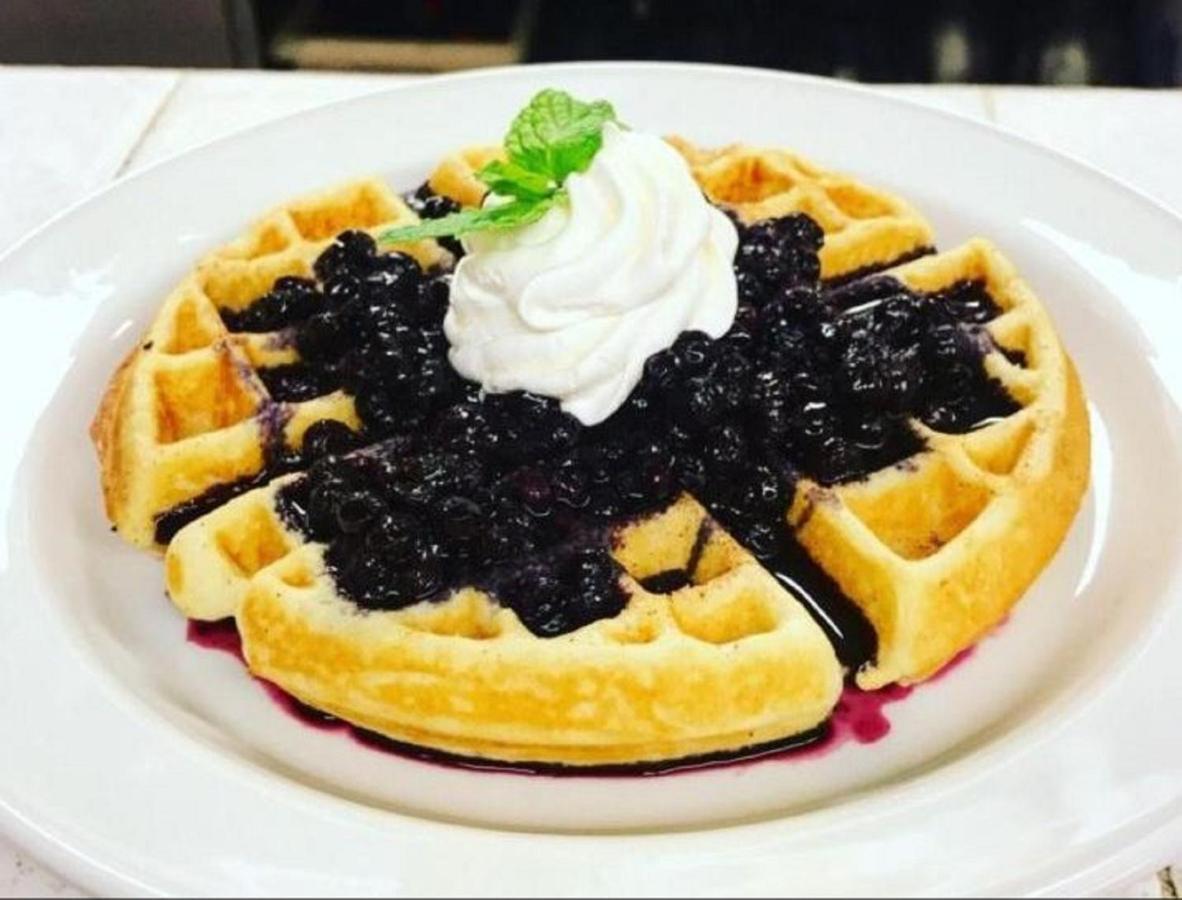 Victoria Inn フリン・フロン エクステリア 写真